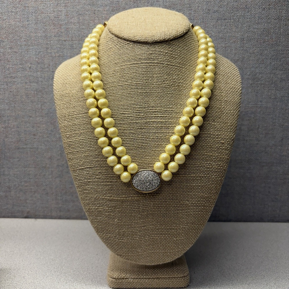 Vintage President Club Avon Marked Faux Pearls 2 Strands Necklace Bold Statement